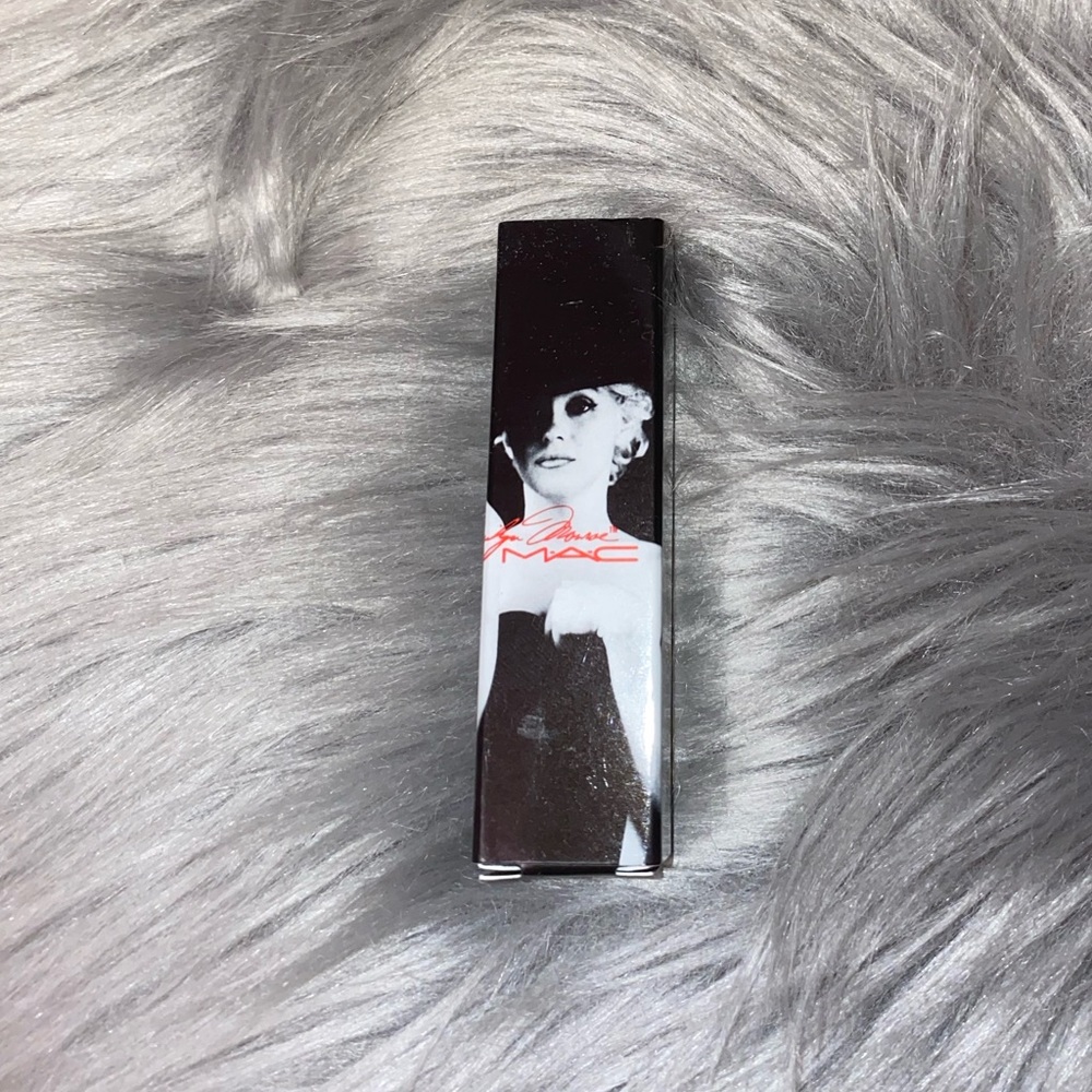 Marilyn Monroe MAC lipstick limited edition